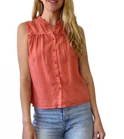 Bella Dahl Sleeveless Ruffle Neck Button Down Blouse In Red Clay
