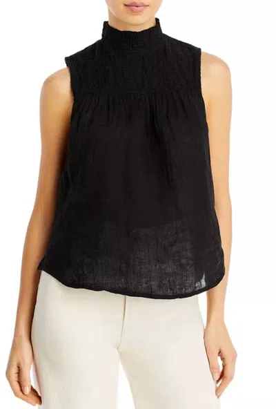 Bella Dahl Sleeveless Smocked Top In Black