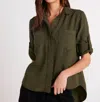 Bella Dahl Split Back Button Down Shirt In Italian Herb In Green