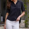 Bella Dahl Split Back Buttondown Shirt In Vintage Black In Endless Sea