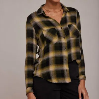 Bella Dahl Two Pocket Button Down In Green & Black Plaid In Multi