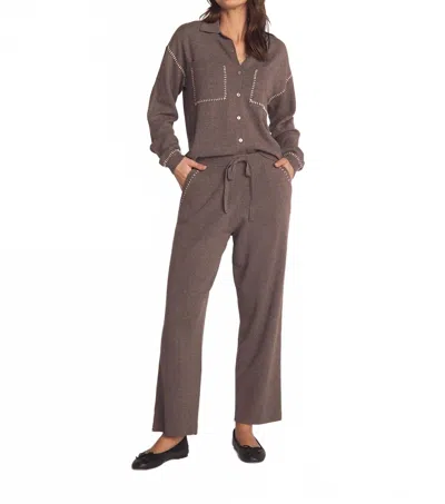 Bella Dahl Whip Stitch Straight Leg Pant In Heather Smoke In Brown