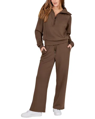 Bella Desert 2pc Sweatshirt & Pant Set In Brown