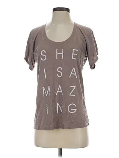 Pre-owned Bella Short Sleeve T-shirt In Gray