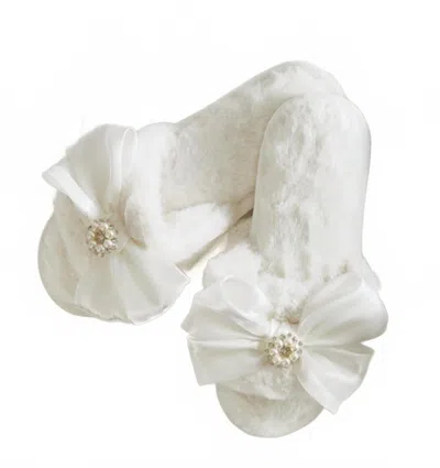 Bella Sleep + Spa R0693 - Pearl Bow Plush Slippers In White