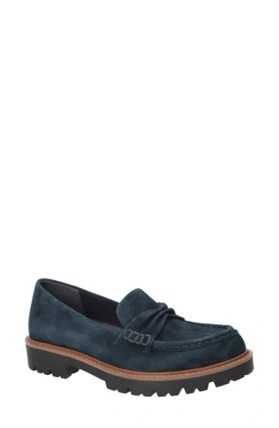 Bella Vita Avalon Lug Sole Loafer In Blue