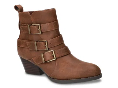 Bella Vita Bowie Bootie In Brown