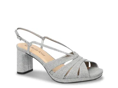 Bella Vita Chorus Platform Sandal In Gray