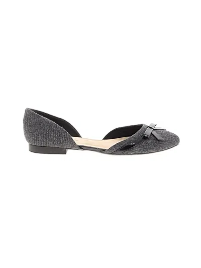 Pre-owned Bella Vita Flats In Gray