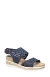 Bella Vita Inaya Slingback Sandal In Navy