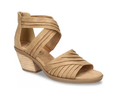 Bella Vita Quinelle Sandal In Brown