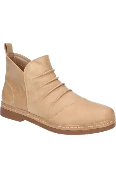 Bella Vita Raquel Boots Women's Saddle Leather Ruched Ankle Booties Lion277 In Green