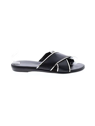 Pre-owned Bella Vita Sandals In Black