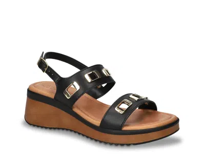Bella Vita Vic Wedge Sandal In Black