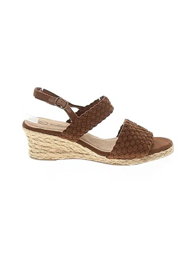 Pre-owned Bella Vita Wedges In Brown