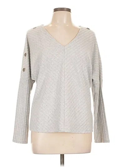 Pre-owned Belldini Long Sleeve Top Gray V-neck Tops
