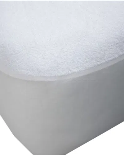Belle Epoque Mattress Protector In White