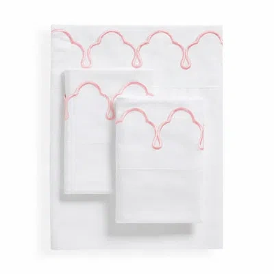 Belle Epoque Scalloped Embroidered 300 Thread Count 100% Cotton Sheet Set In Pink