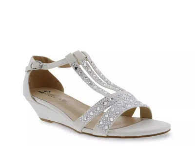 Bellini Laaris Wedge Sandal In White