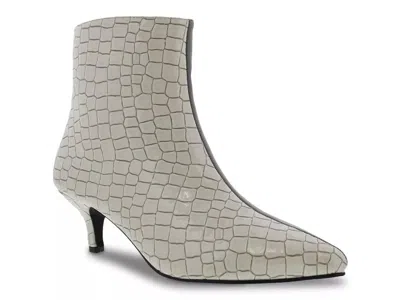Bellini Wide Width Vegas Bootie In White