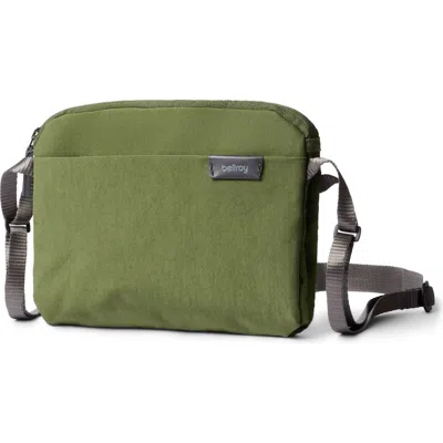 Bellroy Canvas City Pouch Plus In Ranger Green