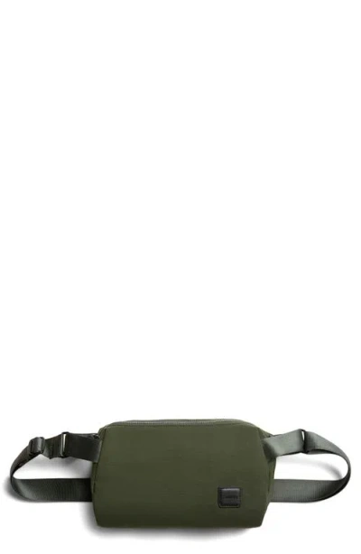 Bellroy Classic Sling Bag In Green