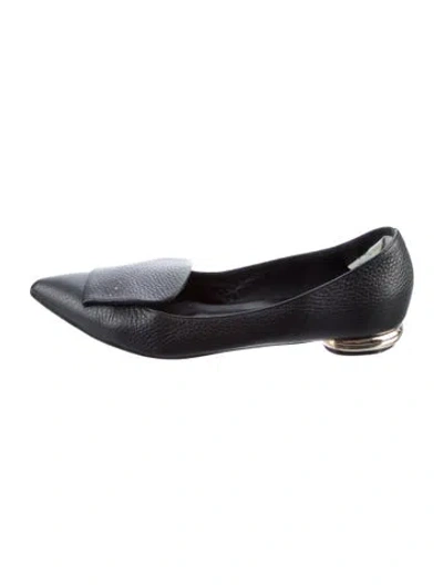 Pre-owned Bells & Becks Leather Flats In Black