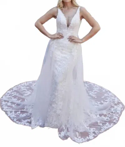 Beloved By Casablanca Blakelyn Wedding Dress In Ivory/nude In White