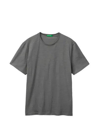 Benetton Raw-edge Slub-texture T-shirt In Gray