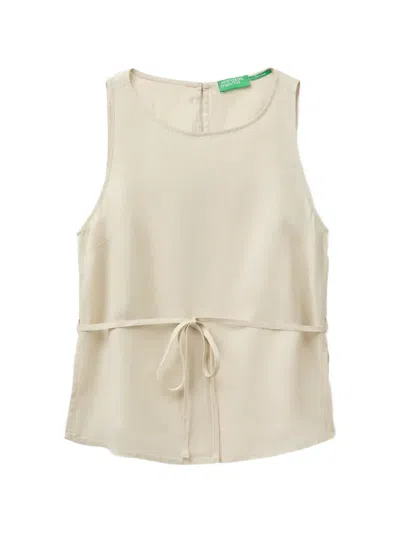 Benetton Tie-waist Sleeveless Blouse In Neutral