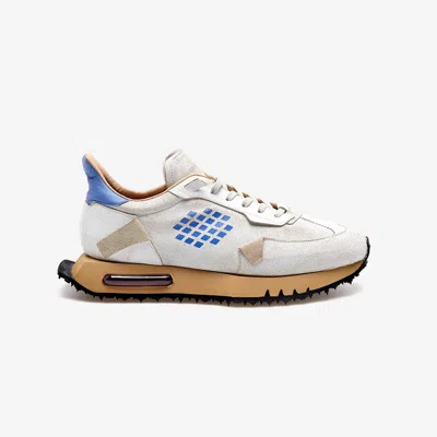 Bepositive Crethestane Stylish Race Sneakers For Men In White