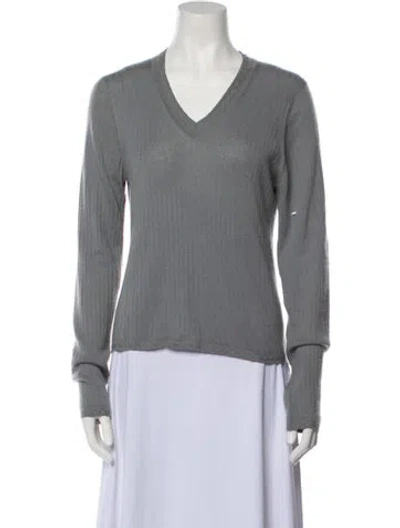Pre-owned Bergdorf Goodman Cashmere V-neck Sweater In Gray