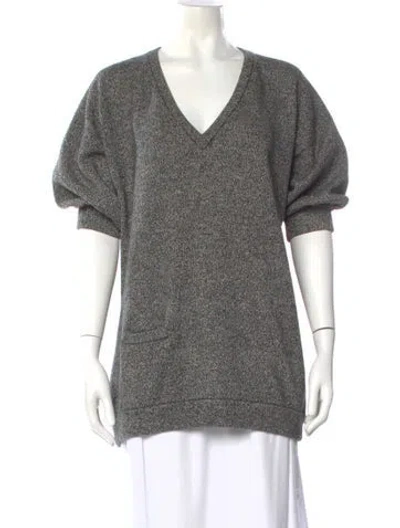 Pre-owned Bergdorf Goodman Cashmere V-neck Sweater In Gray