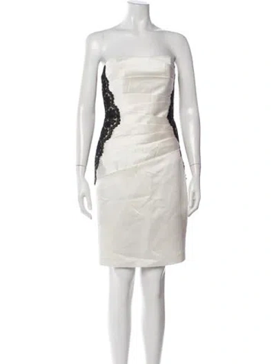 Pre-owned Bergdorf Goodman Lace Pattern Knee-length Dress In White