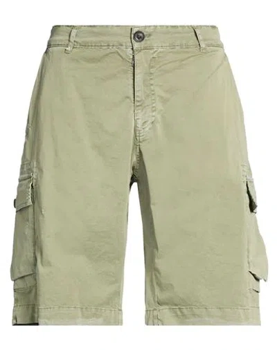 Berna Man Shorts & Bermuda Shorts Military Green Size 36 Cotton, Elastane