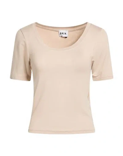 Berna Woman T-shirt Beige Size L Viscose, Elastic Fibres In Neutral
