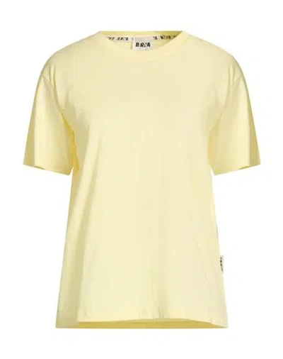 Berna Woman T-shirt Pastel Yellow Size M Cotton