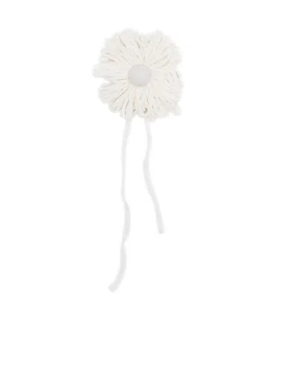 Bernadette Daisy Brooch In White