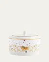 Bernardaud Noel Sugar Bowl In White/gold