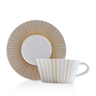 Bernardaud Sol Tea Saucer In Gold/white