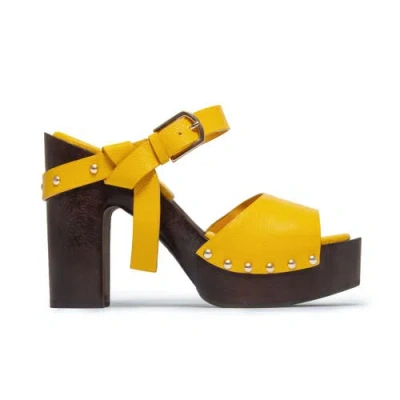 Bernardo 1946 Footwear Luxor Platform Clog In Yellow