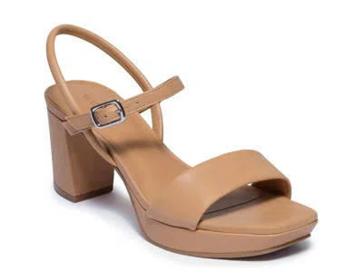 Bernardo Footwear Canto Platform Sandal In Brown