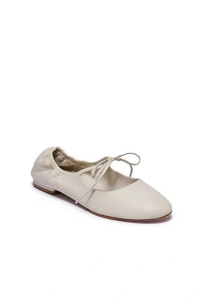 Bernardo Court Ballet Flats In White