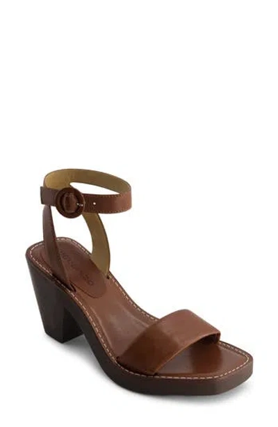 Bernardo Footwear Brisi Sandal