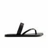 Bernardo Footwear Leia Thong Sandal In Black