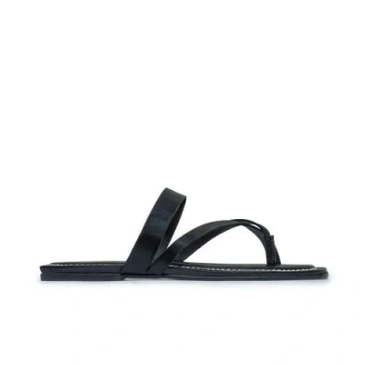 Bernardo Footwear Ocana Toe Ring Sandal In Black