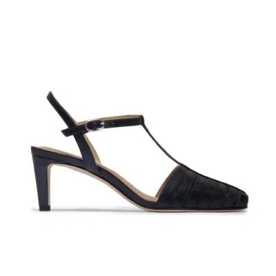 Bernardo Footwear Peoria Pump In Black