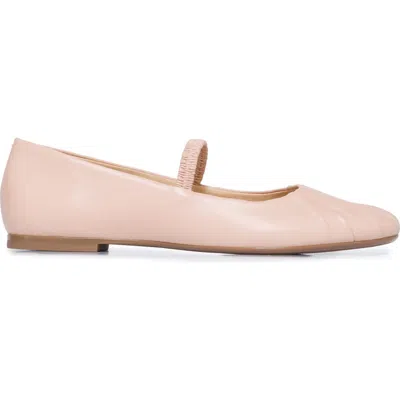 Bernardo Footwear Savona Ballet Flat In Blush