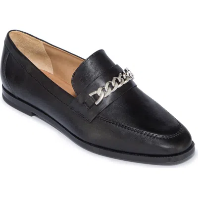Bernardo Footwear Zephyr Chain Loafer In Black