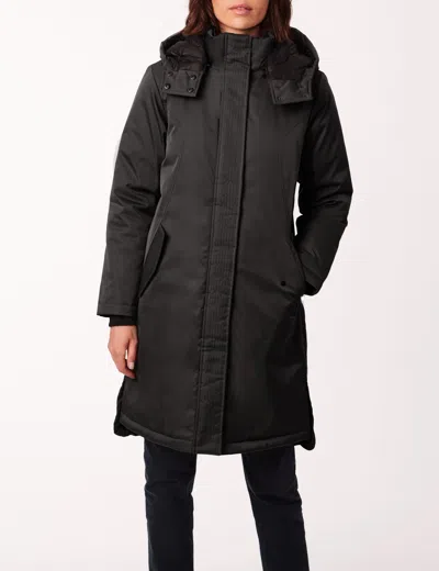 Bernardo Insulated Raincoat In Black